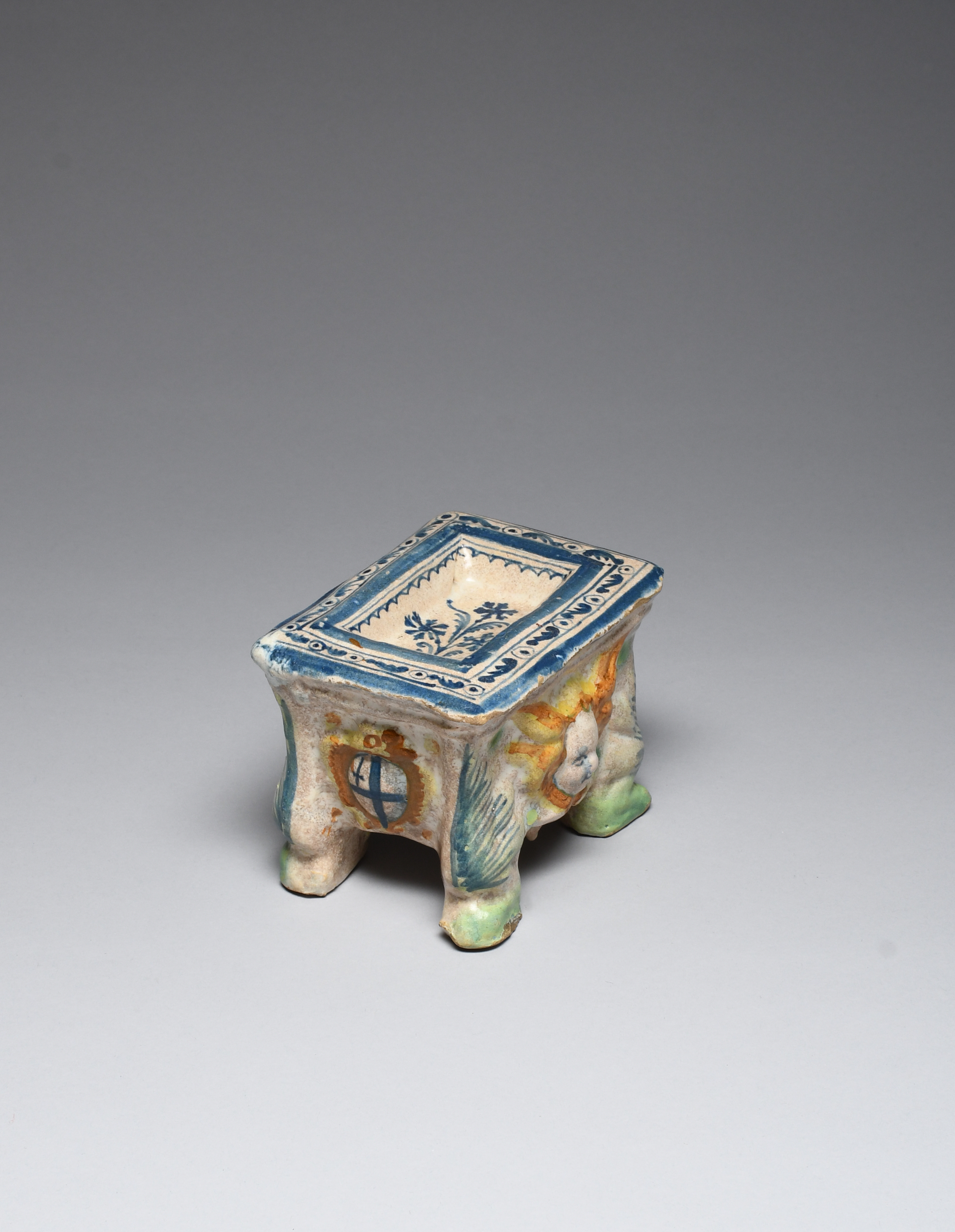 Early English Delftware Image